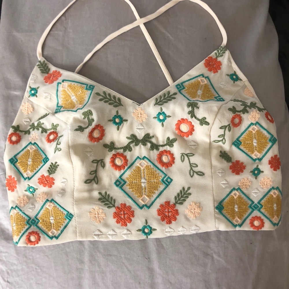 Crop top
